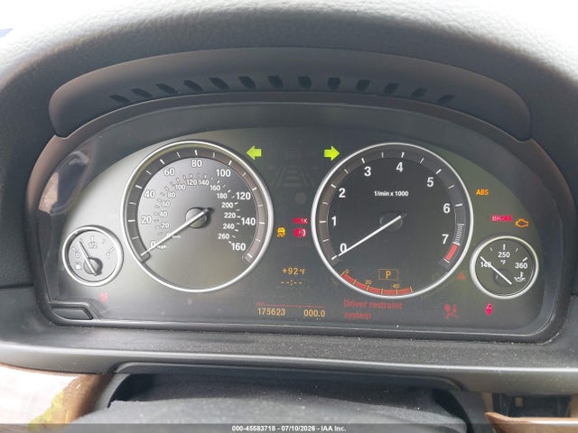 2011 Bmw 528i მანქანა იყიდება აუქციონზე, vin: WBAFR1C53BC740976, აუქციონის ნომერი: 45583718