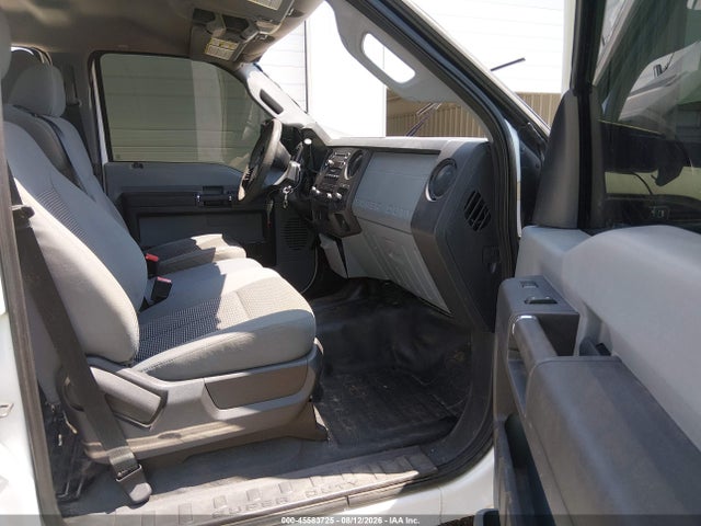 45583725 :رقم المزاد ، 1FT8W3BT3GEC68953 vin ، 2016 Ford F-350 Xl مزاد بيع