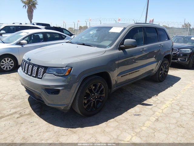1C4RJEAG3NC154513 Jeep Grand Cherokee Wk Laredo X 4x2