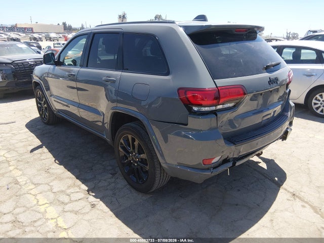1C4RJEAG3NC154513 Jeep Grand Cherokee Wk Laredo X 4x2