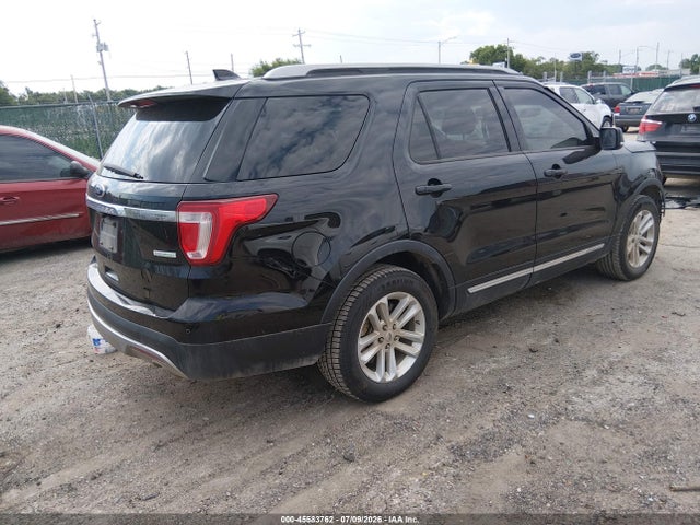 Ford EXPLORER XLT 2017 1FM5K7DH9HGC53325 Image 4