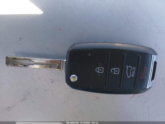 KIA Sedona L 2018 KNDMA5C15J6386333 Image 11