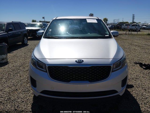 KIA Sedona L 2018 KNDMA5C15J6386333 Image 13