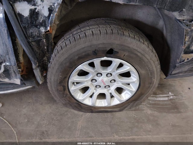 45583778 :رقم المزاد ، 1GKS2GKC7KR380685 vin ، 2019 Gmc Yukon Xl Slt مزاد بيع