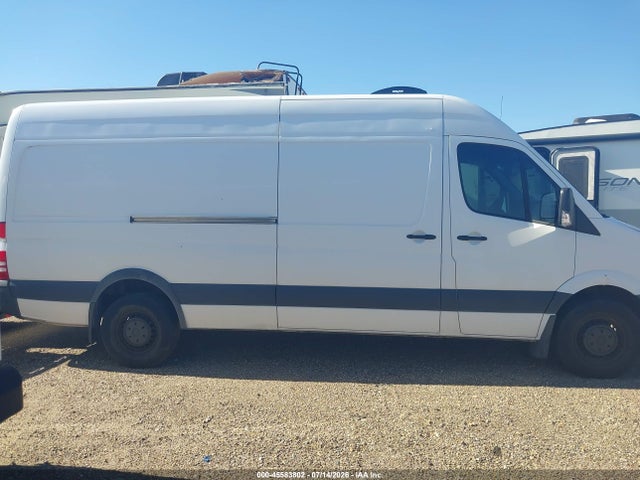 Продажа на аукционе авто 2017 Mercedes-benz Sprinter 2500 High Roof V6, vin: WD3PE8CD7HP523025, номер лота: 45583802