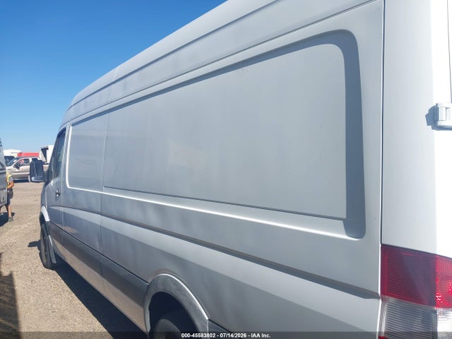 Продажа на аукционе авто 2017 Mercedes-benz Sprinter 2500 High Roof V6, vin: WD3PE8CD7HP523025, номер лота: 45583802