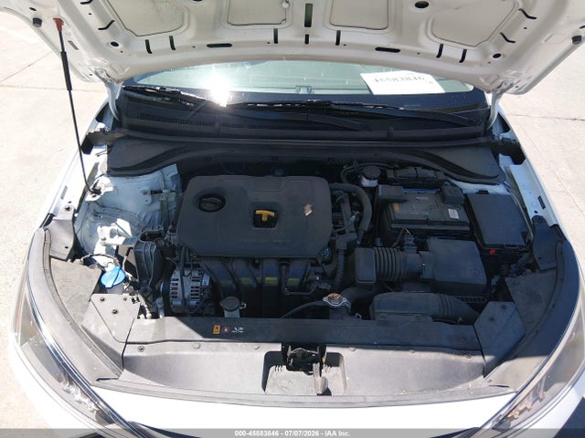 Продажа на аукционе авто 2020 Hyundai Elantra Se, vin: 5NPD74LF0LH615742, номер лота: 45583846