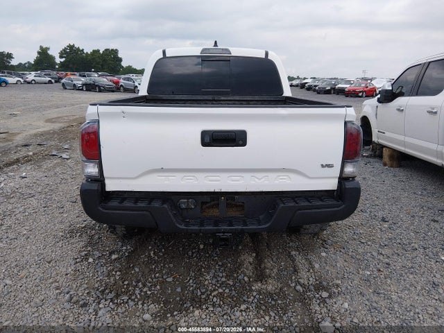 45583894 :رقم المزاد ، 3TYCZ5AN4NT083032 vin ، 2022 Toyota Tacoma Trd Off Road مزاد بيع