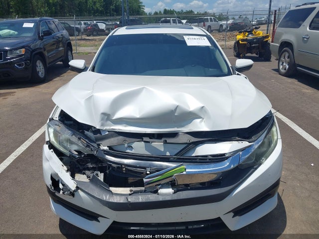 45583924 :رقم المزاد ، 19XFC2F71HE080980 vin ، 2017 Honda Civic Ex مزاد بيع