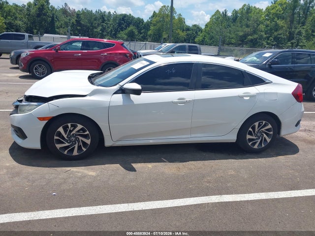 45583924 :رقم المزاد ، 19XFC2F71HE080980 vin ، 2017 Honda Civic Ex مزاد بيع