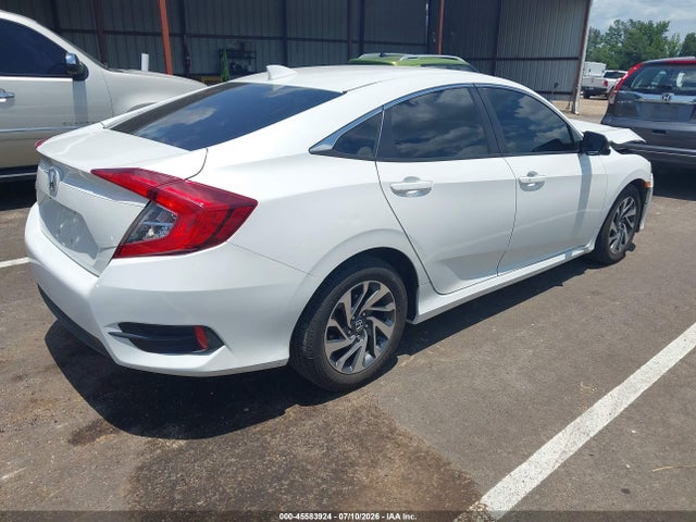 45583924 :رقم المزاد ، 19XFC2F71HE080980 vin ، 2017 Honda Civic Ex مزاد بيع