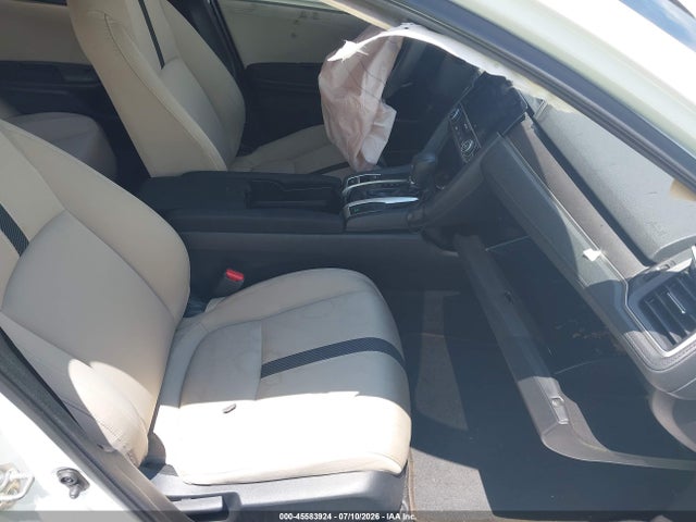 45583924 :رقم المزاد ، 19XFC2F71HE080980 vin ، 2017 Honda Civic Ex مزاد بيع