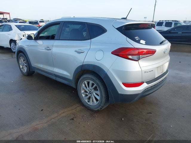 Hyundai TUCSON SE 2016 KM8J23A43GU062220 Image 3