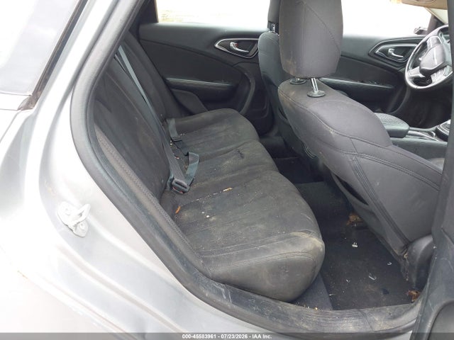 Chrysler 200 Limited 2015 1C3CCCABXFN603348 Image 8