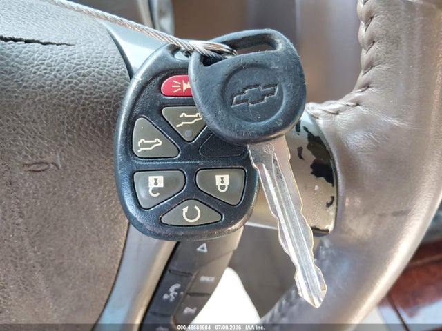 45583984 :رقم المزاد ، 1GNSKCE04BR247461 vin ، 2011 Chevrolet Tahoe Ltz مزاد بيع