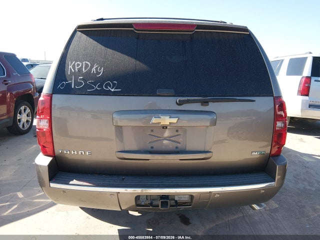 45583984 :رقم المزاد ، 1GNSKCE04BR247461 vin ، 2011 Chevrolet Tahoe Ltz مزاد بيع