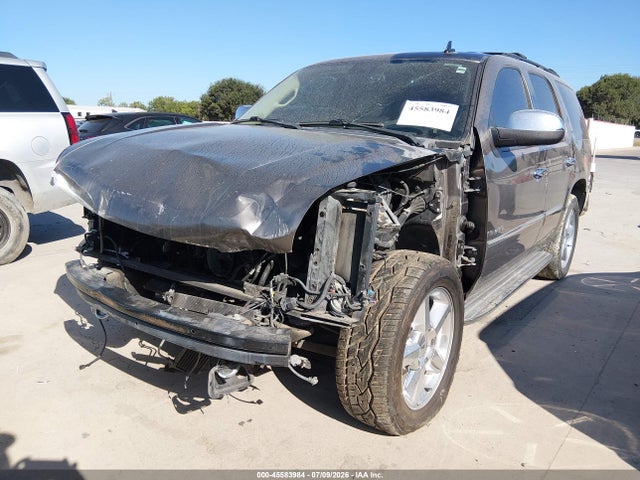 45583984 :رقم المزاد ، 1GNSKCE04BR247461 vin ، 2011 Chevrolet Tahoe Ltz مزاد بيع