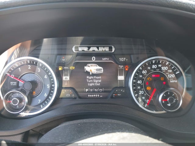 2020 Ram 1500 Laramie  4x4 5'7 Box მანქანა იყიდება აუქციონზე, vin: 1C6SRFJT9LN204644, აუქციონის ნომერი: 45583985