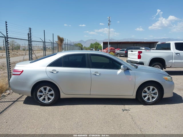 2010 Toyota Camry Le მანქანა იყიდება აუქციონზე, vin: 4T4BF3EK5AR071712, აუქციონის ნომერი: 45584005