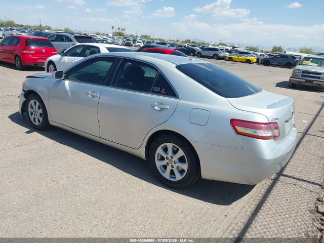 2010 Toyota Camry Le მანქანა იყიდება აუქციონზე, vin: 4T4BF3EK5AR071712, აუქციონის ნომერი: 45584005