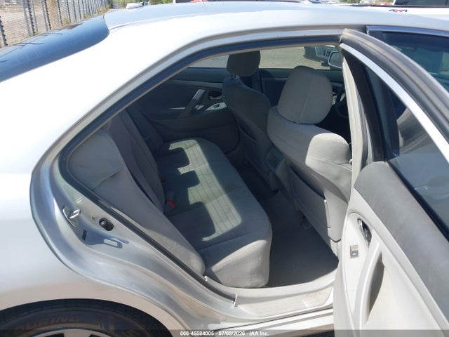 2010 Toyota Camry Le მანქანა იყიდება აუქციონზე, vin: 4T4BF3EK5AR071712, აუქციონის ნომერი: 45584005