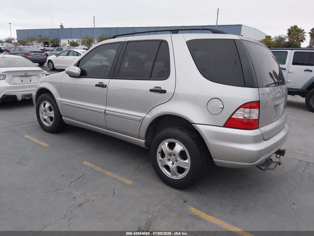 45584060 :رقم المزاد ، 4JGAB54E22A304313 vin ، 2002 Mercedes-benz Ml 320 مزاد بيع