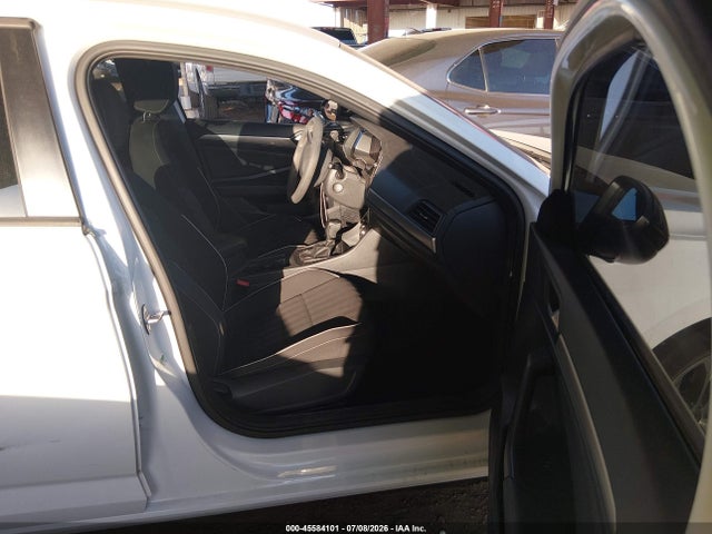 2022 Volkswagen Jetta 1.5t Sport მანქანა იყიდება აუქციონზე, vin: 3VWBM7BU3NM023313, აუქციონის ნომერი: 45584101