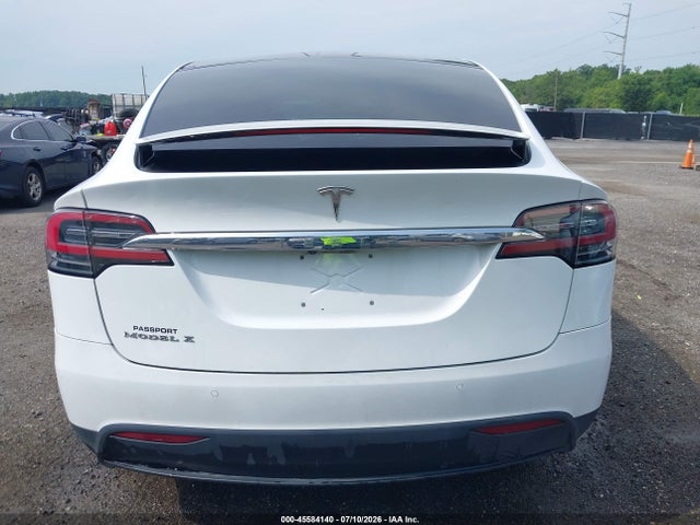 Продаж на аукціоні авто 2016 Tesla Model X 60d/70d/75d/90d, vin: 5YJXCDE23GF026224, номер лоту: 45584140