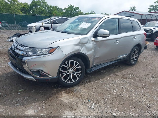 Продаж на аукціоні авто 2018 Mitsubishi Outlander Se, vin: JA4AD3A37JJ000361, номер лоту: 45584154