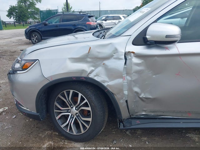 Продаж на аукціоні авто 2018 Mitsubishi Outlander Se, vin: JA4AD3A37JJ000361, номер лоту: 45584154