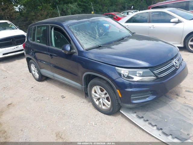 Продажа на аукционе авто 2013 Volkswagen Tiguan S, vin: WVGAV7AX1DW556598, номер лота: 45584178