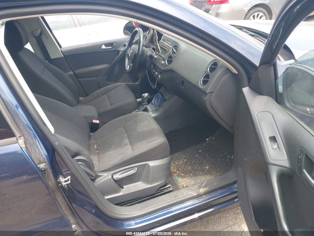 Продажа на аукционе авто 2013 Volkswagen Tiguan S, vin: WVGAV7AX1DW556598, номер лота: 45584178