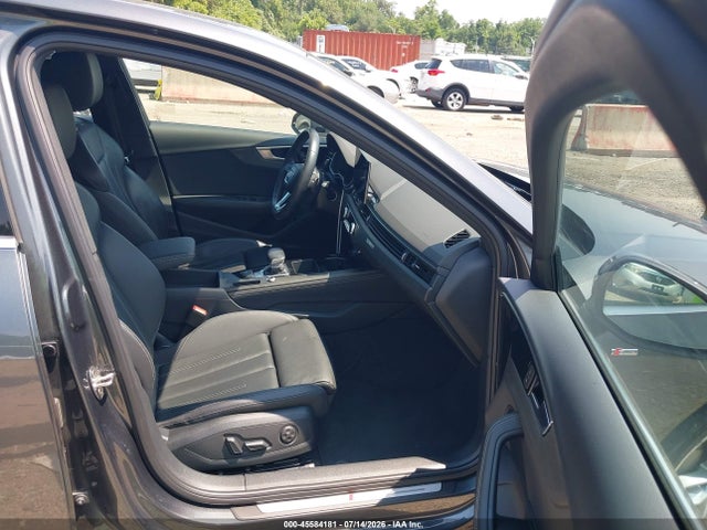 Продаж на аукціоні авто 2024 Audi A4 Premium Plus 45 Tfsi S Line Quattro S Tronic, vin: WAUEAAF43RN013499, номер лоту: 45584181