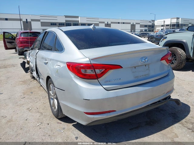 Продажа на аукционе авто 2015 Hyundai Sonata Se, vin: 5NPE24AF2FH256193, номер лота: 45584216