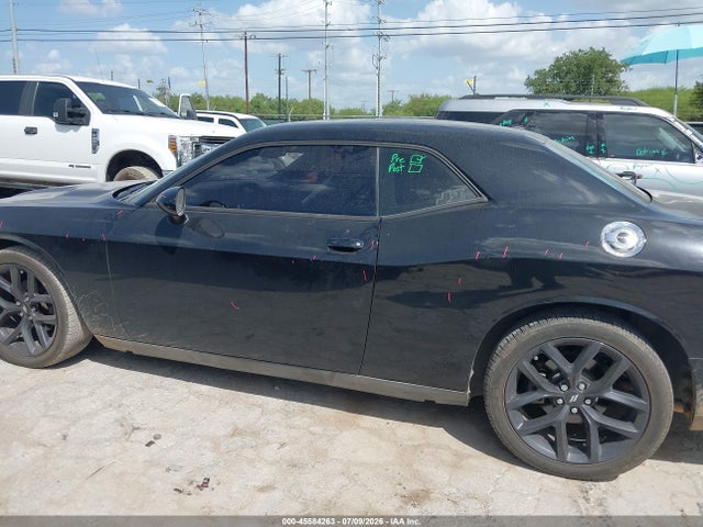 Продаж на аукціоні авто 2014 Dodge Challenger Sxt, vin: 2C3CDYAG8EH204399, номер лоту: 45584263