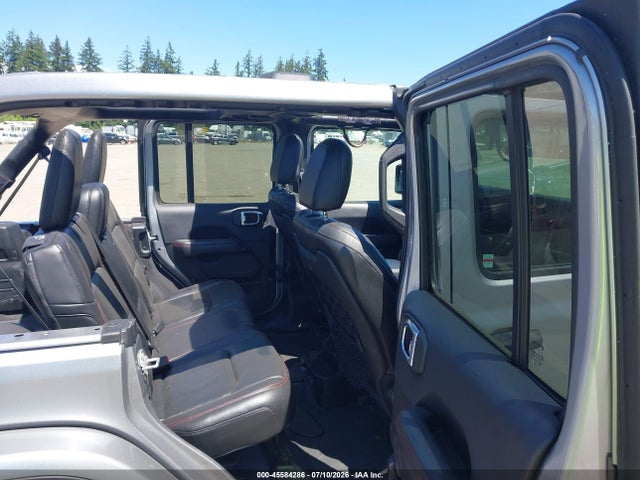 1C4HJXFG5JW165487 Jeep Wrangler Unlimited Rubicon 4x4