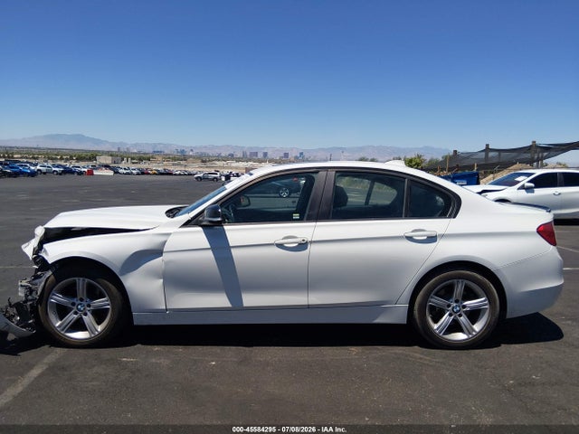 45584295 :رقم المزاد ، WBA3C1C53EK114102 vin ، 2014 Bmw 328i مزاد بيع