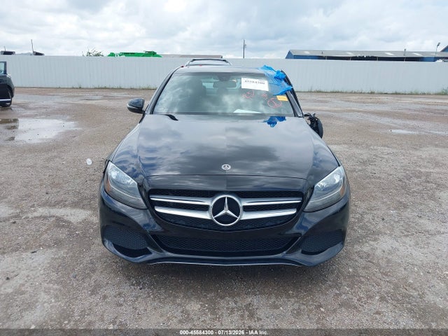 Aukcja sprzedaży 2018 Mercedes-benz C 300, vin: 55SWF4JB5JU261156, numer aukcji: 45584300