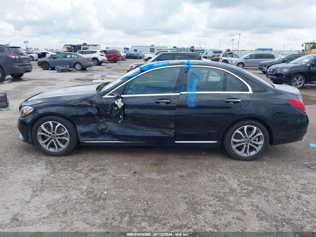 Aukcja sprzedaży 2018 Mercedes-benz C 300, vin: 55SWF4JB5JU261156, numer aukcji: 45584300