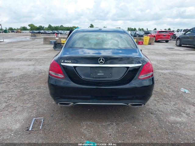 Aukcja sprzedaży 2018 Mercedes-benz C 300, vin: 55SWF4JB5JU261156, numer aukcji: 45584300