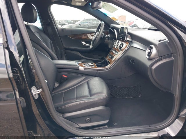 Aukcja sprzedaży 2018 Mercedes-benz C 300, vin: 55SWF4JB5JU261156, numer aukcji: 45584300