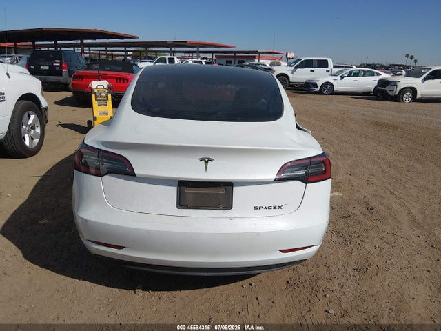 Продажа на аукционе авто 2021 Tesla Model 3 Standard Range Plus Rear-wheel Drive, vin: 5YJ3E1EA8MF002141, номер лота: 45584315