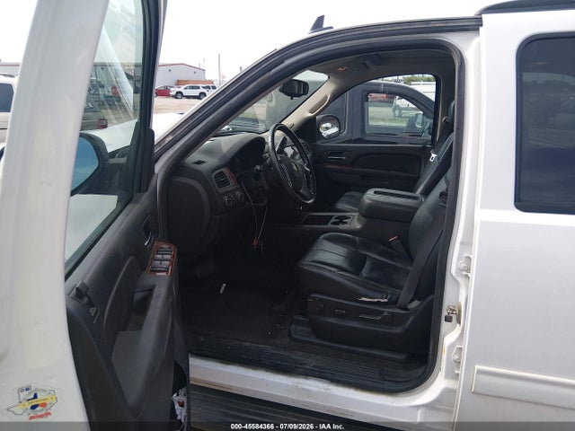 Продажа на аукционе авто 2013 Chevrolet Tahoe Lt, vin: 1GNSKBE06DR324134, номер лота: 45584366