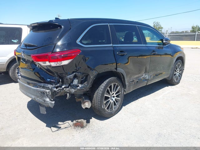5TDJZRFH1JS562516 Toyota Highlander Se