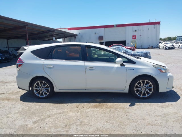 Toyota Prius V Five 2015 JTDZN3EU7FJ037779 Image 13
