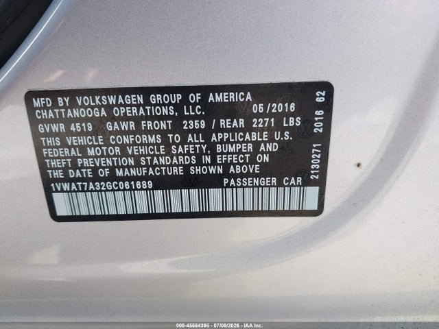 1VWAT7A32GC061689 Volkswagen Passat 1.8t R-line
