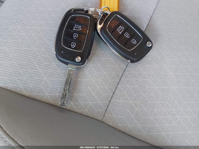 Hyundai TUCSON SE 2018 KM8J23A41JU710466 Image 11
