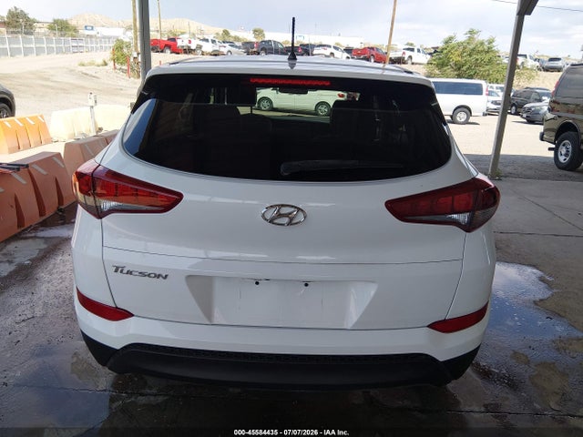 Hyundai TUCSON SE 2018 KM8J23A41JU710466 Image 16