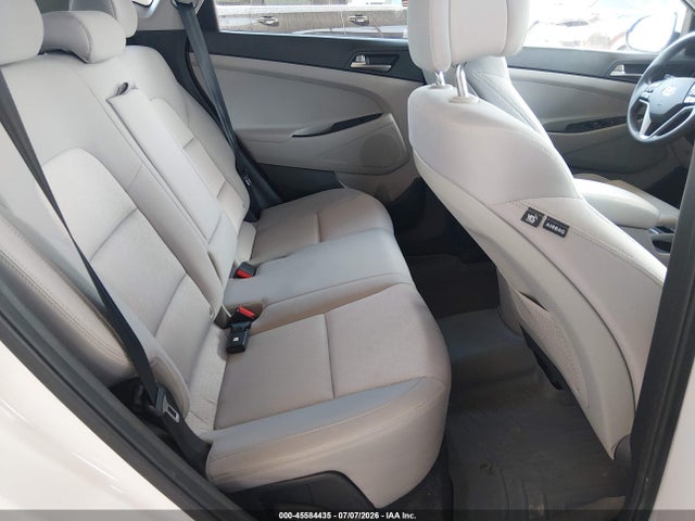 Hyundai TUCSON SE 2018 KM8J23A41JU710466 Image 8