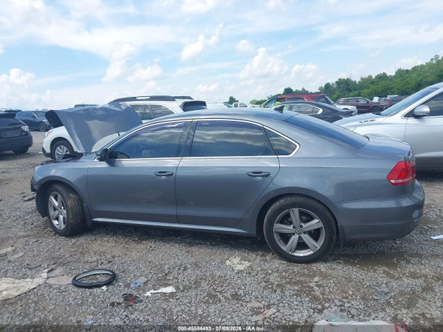 2015 Volkswagen Passat 1.8t Limited Edition მანქანა იყიდება აუქციონზე, vin: 1VWAS7A33FC074551, აუქციონის ნომერი: 45584493